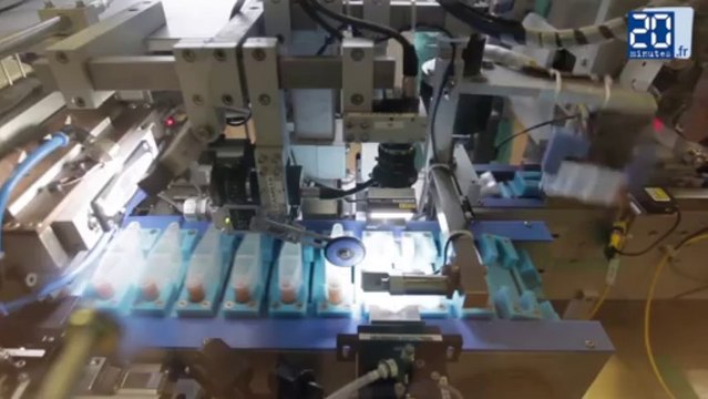 Visite guidée d'un laboratoire pharmaceutique spécialisé dans les tests VIH