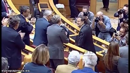 El paro logra su primer descenso interanual