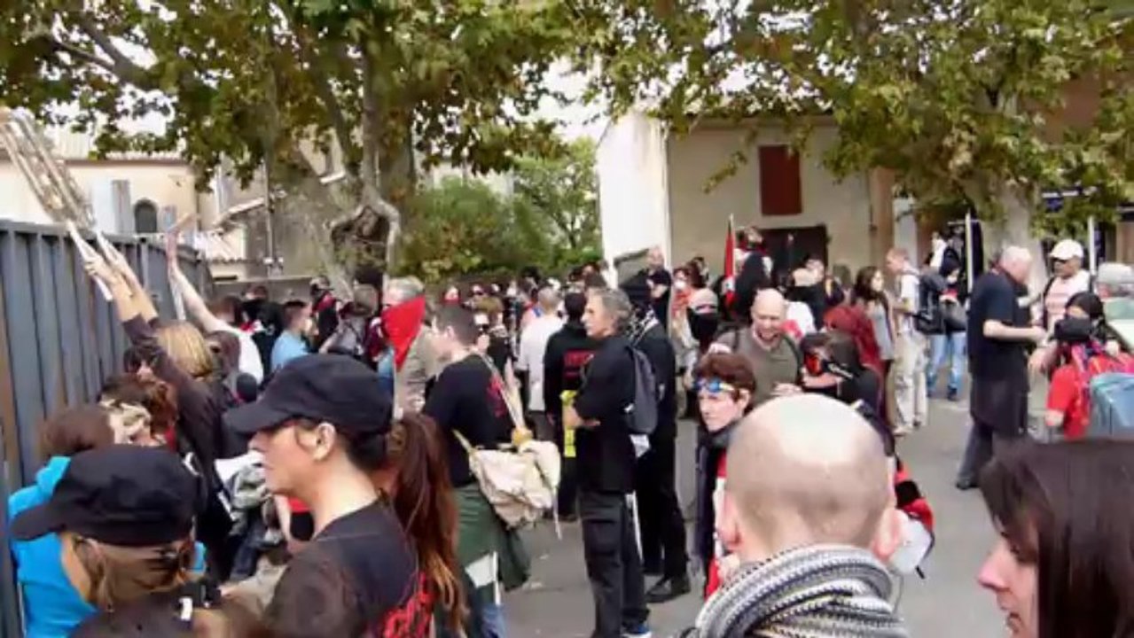 rodilhan non aux enfants bourreaux des arènes partie 1/2