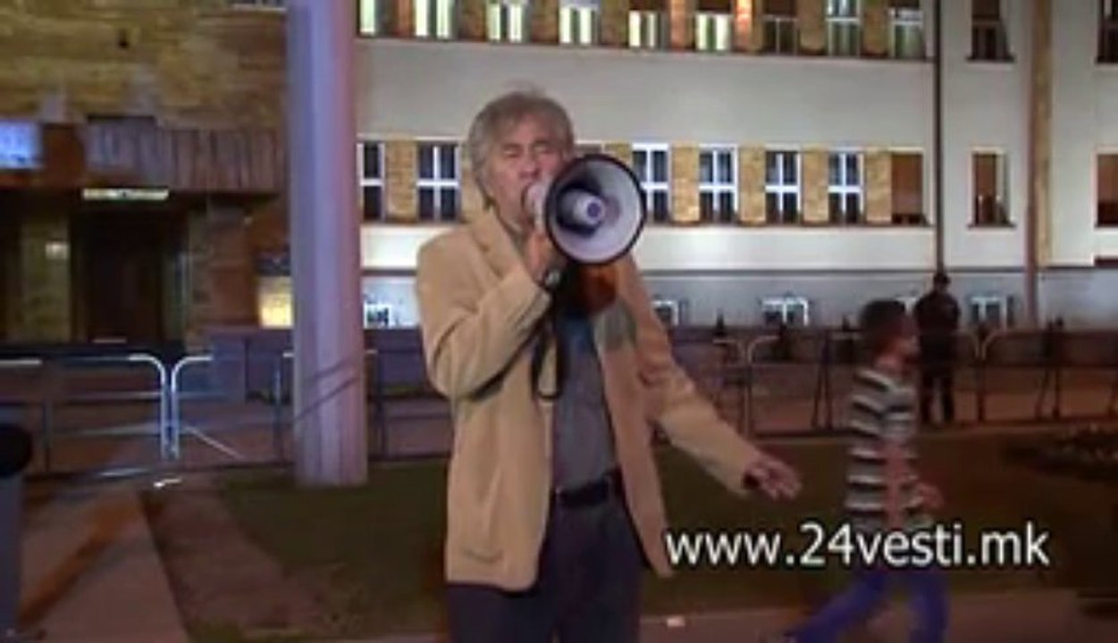 IZJAVA PROTEST PRED SOBRANIE 05 11