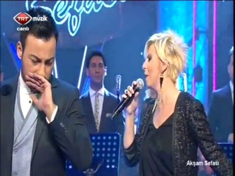 Ayşe İnak Ekiz & Mustafa Demiroğlu-Erkekler Ağlamaz