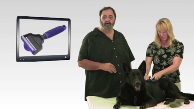 Pet Grooming For Dogs and Cats DeSheddinator Brush/Comb Tool