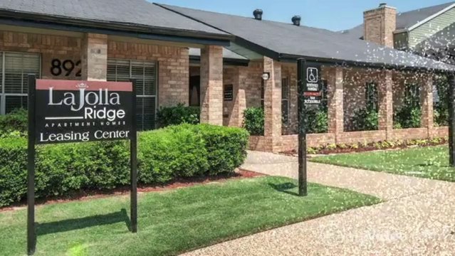 La Jolla Ridge Apartments in Fort Worth, TX - ForRent.com