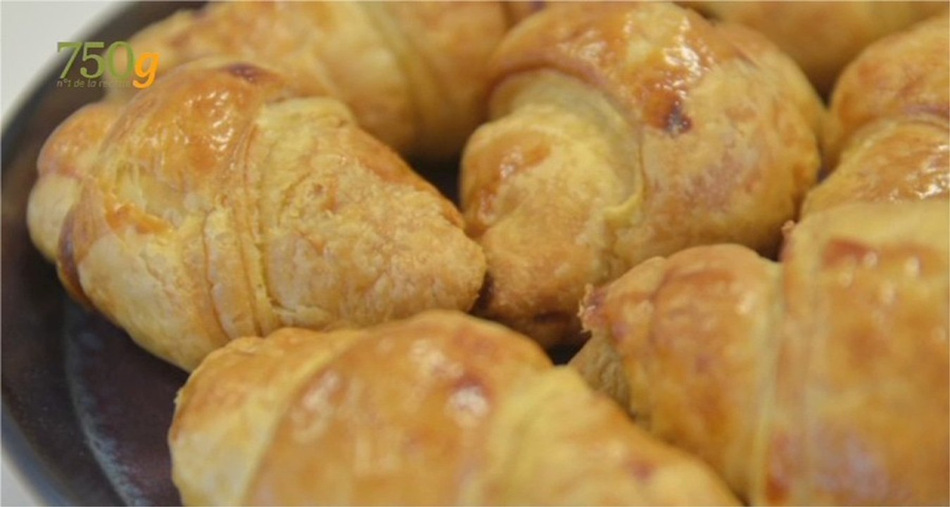 Recette de Croissants feuilletés au saumon - 750 Grammes