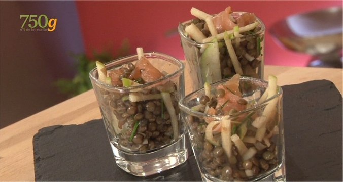 Recette de Salade de lentilles, saumon fumé et pomme Granny - 750 Grammes