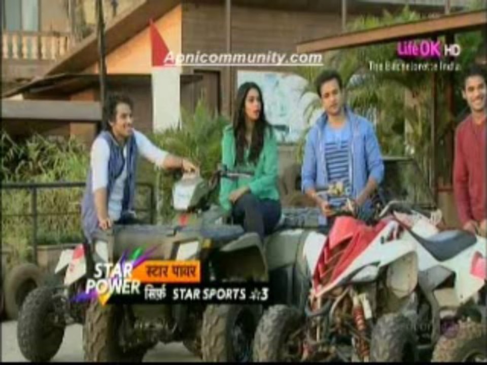 Mere Khayalon Ki Mallika 6 Nov2013-pt4