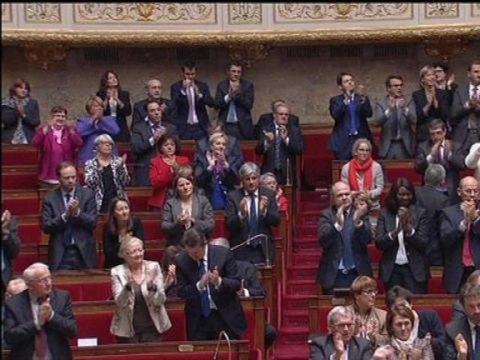 Standing ovation pour Christiane Taubira à l'Assemblée - 06/11