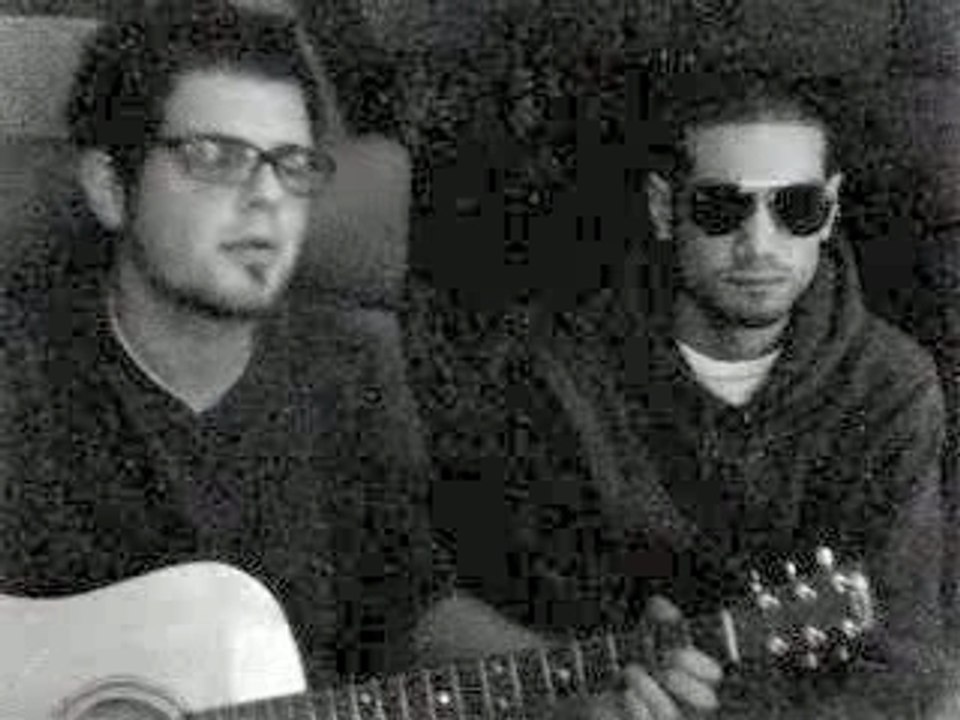 Red Hot Chili Peppers - Road Trippin