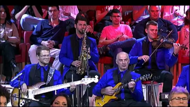 Rada Manojlovic - Ne vracam se starim ljubavima - (Live) - Narod Pita - (TV Pink 2013)