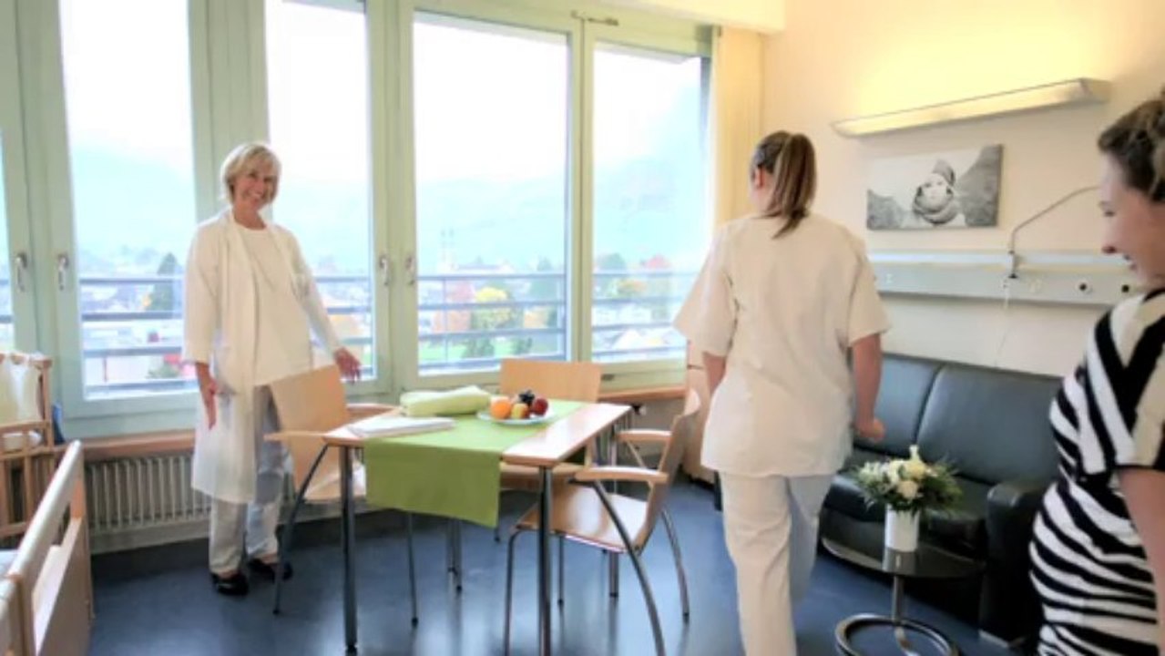 120 SEKUNDEN KANTONSSPITAL GLARUS RUND UM DIE GEBURT