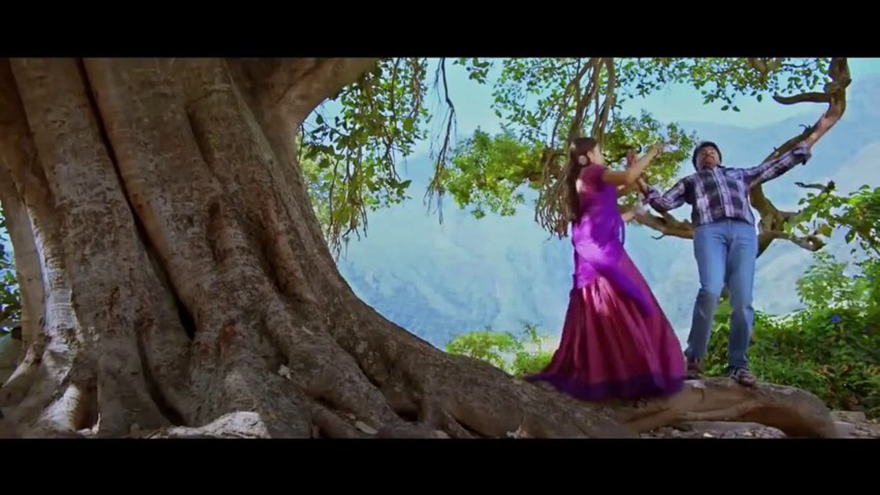 Paakathey Paakathey - Varutha Padatha Valibar Sangam HD