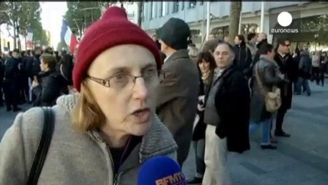 Decenas de detenidos en París tras abuchear a Hollande en el día nacional del armisticio