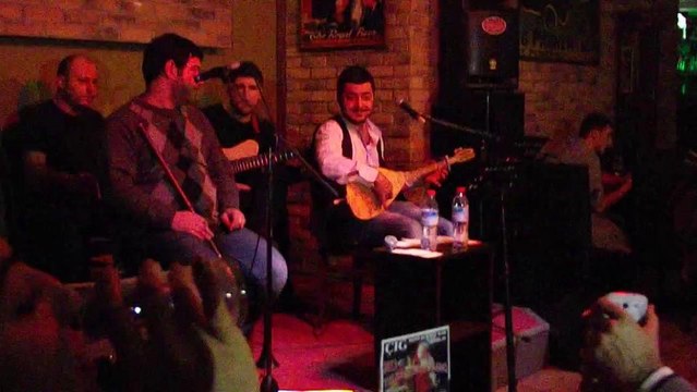 Ali Gür - ÇIG Uzun Saçlı Esmer Kız