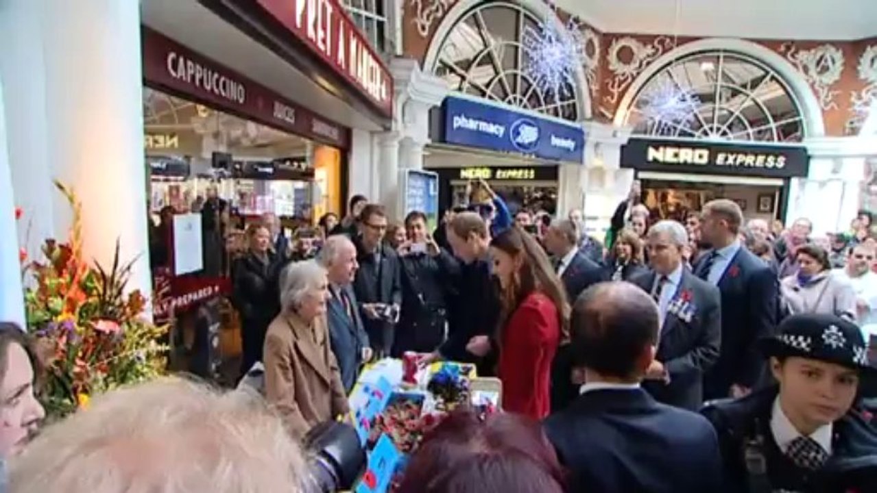 Will and Kate travel by bus to support Poppy Day
