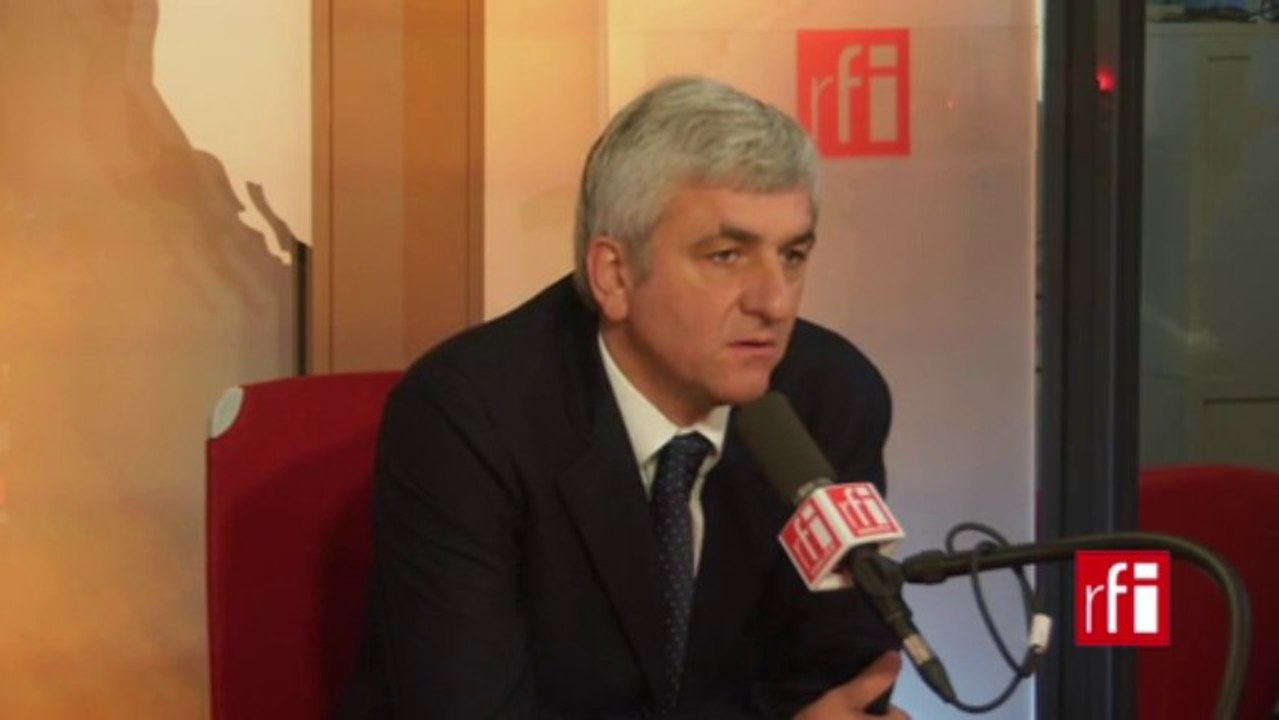 Hervé Morin «Entre l'archaïsme du Ps et la nostalgie d'un homme providentiel à l'UMP...»