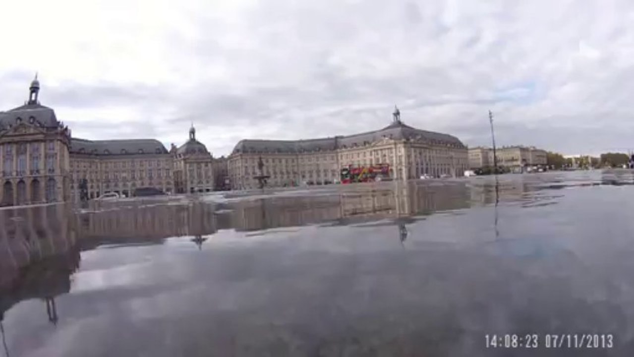 Timelapse Miroir d'eau de Bordeaux - "Sous l'eau"
