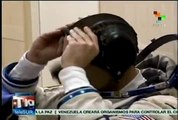 Cohete Soyuz despega con tres astronautas y la antorcha olímpica