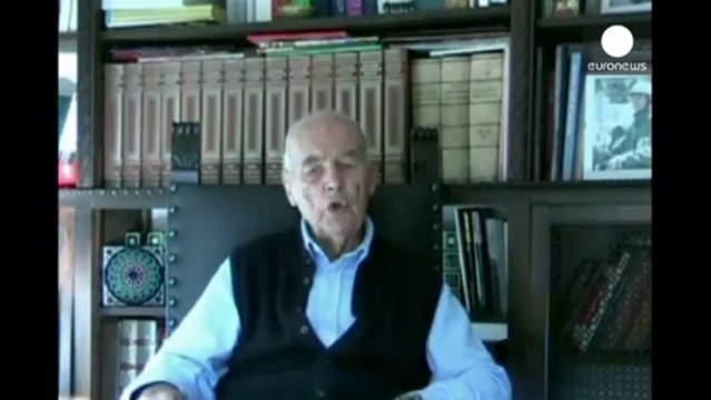 Claims emerge Nazi war criminal Erich Priebke was secretly buried in Italian prison