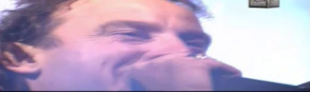 DJ Tiesto Live Under The Bridge Afterparty TMF Awards 2005.