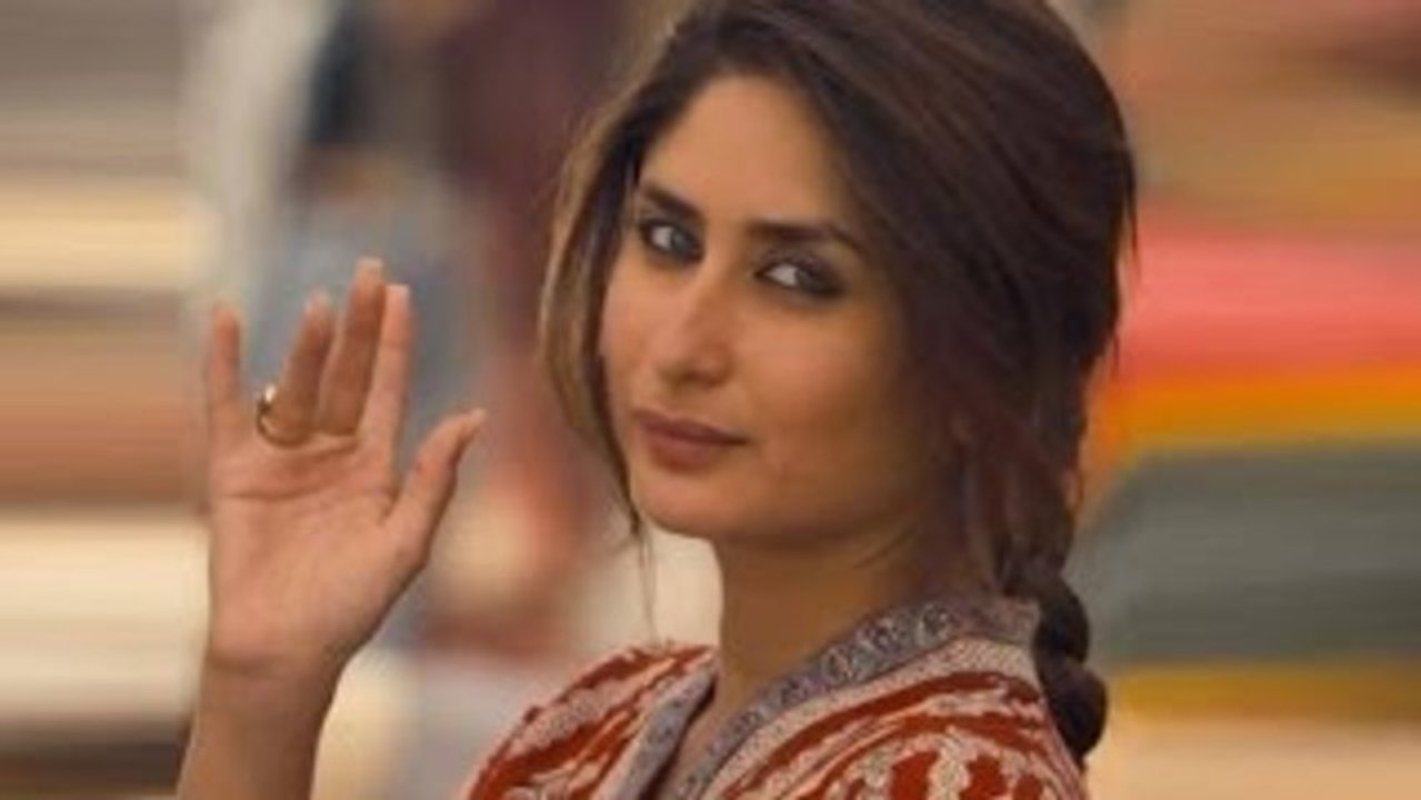 Gori Tere Pyaar Mein Movie | Kareena Kapoor As Social Activist