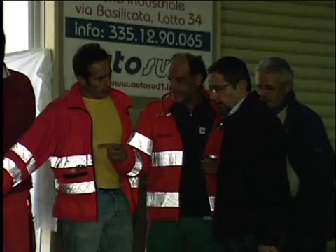 TG 07.11.13 Acquaviva: travolto da una lastra di vetro, muore operaio di 58 anni