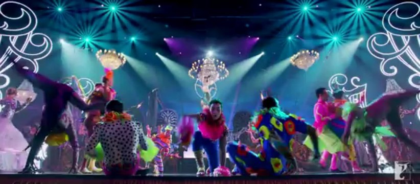 DHOOM-3 Theatrical Trailer - Aamir Khan - Abhishek Bachchan - Katrina Kaif - Uday Chopra