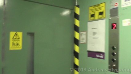 I Challange Alexander Wedø to an Elevator Race!