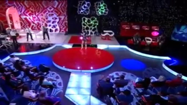 Stoja - Pristajem na sve - (LIVE) - (BN Koktel) - (TV BN 4.11.2013)