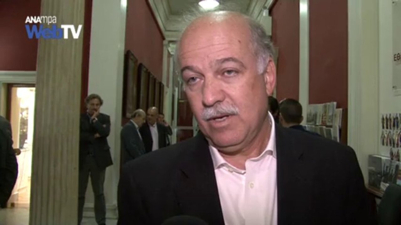 Το ελληνικό πολιτικό σύστημα δεν αναλαμβάνει τις ευθύνες του