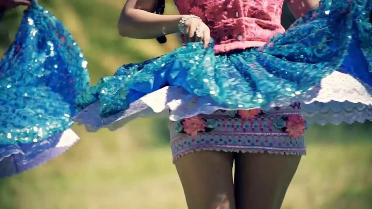 Stefany Aguilar y Las Sabrositas - Lo Que El Me Hizo (PRIMICIA 2013 - 2014) (Official)