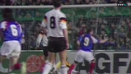 Jean-Pierre Papin - Ses plus beaux buts en bleu %21