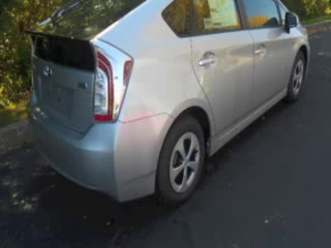 Best Dealer to buy a Toyota Fall River, MA | Best Toyota Prius Dealership Fall River, MA