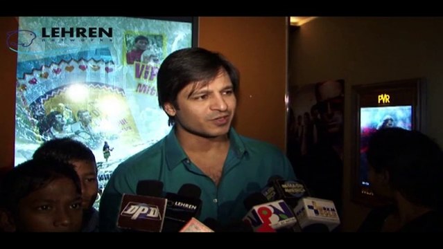Vivek Oberoi Celebrates Krrish 3 Success With Kids