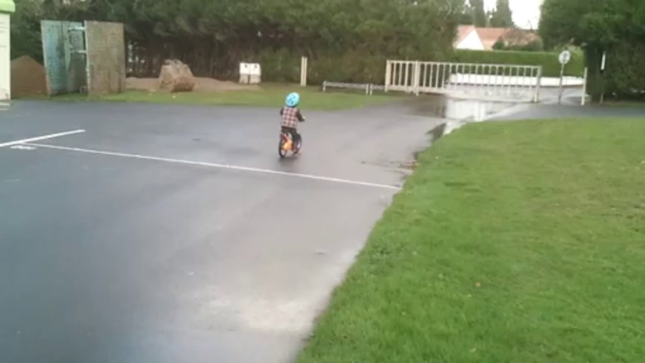 Je fais du vélo