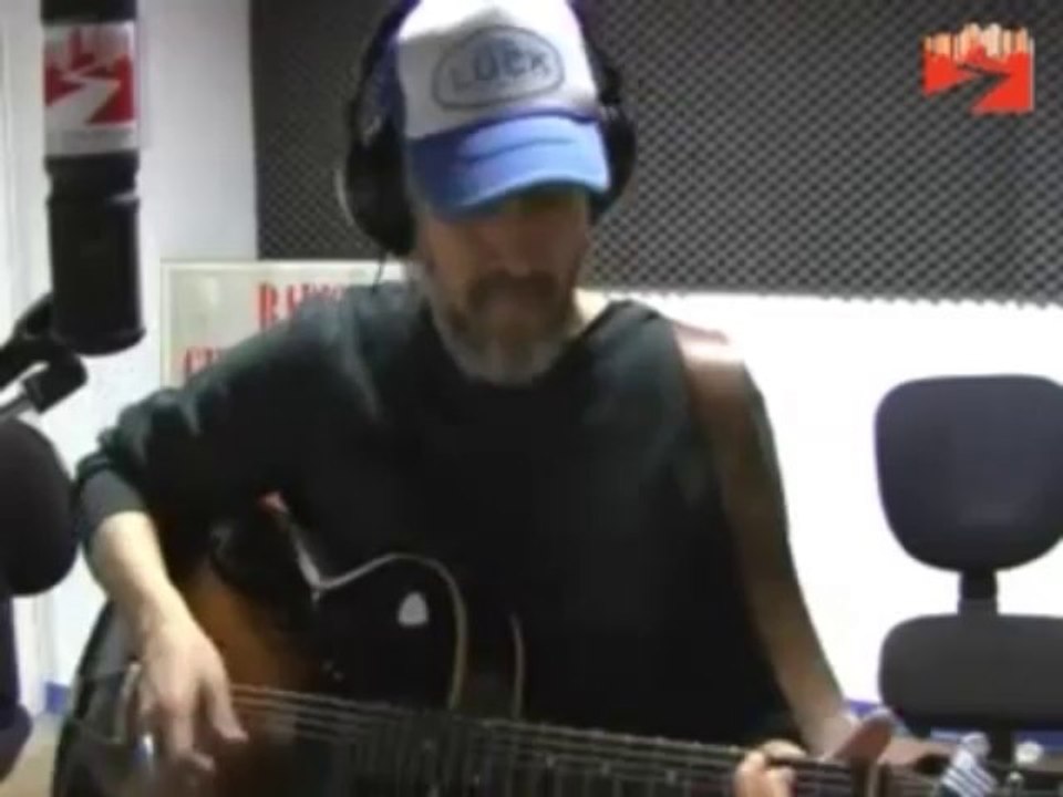 Howe Gelb - Wind Blown Waltz live at Maps