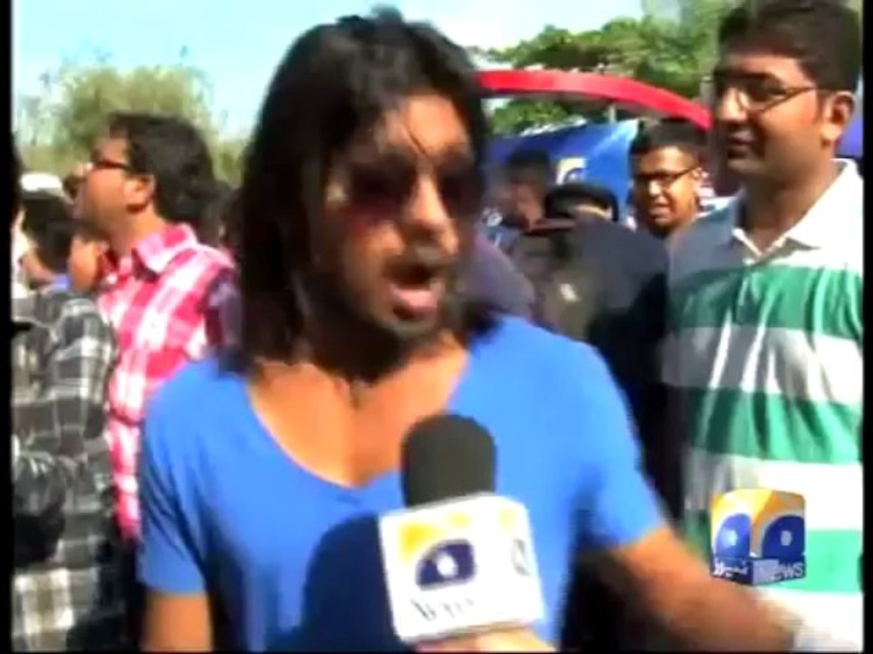 2013 Pakistan Idol Karachi Auditions 21 Oct By GlamurTV