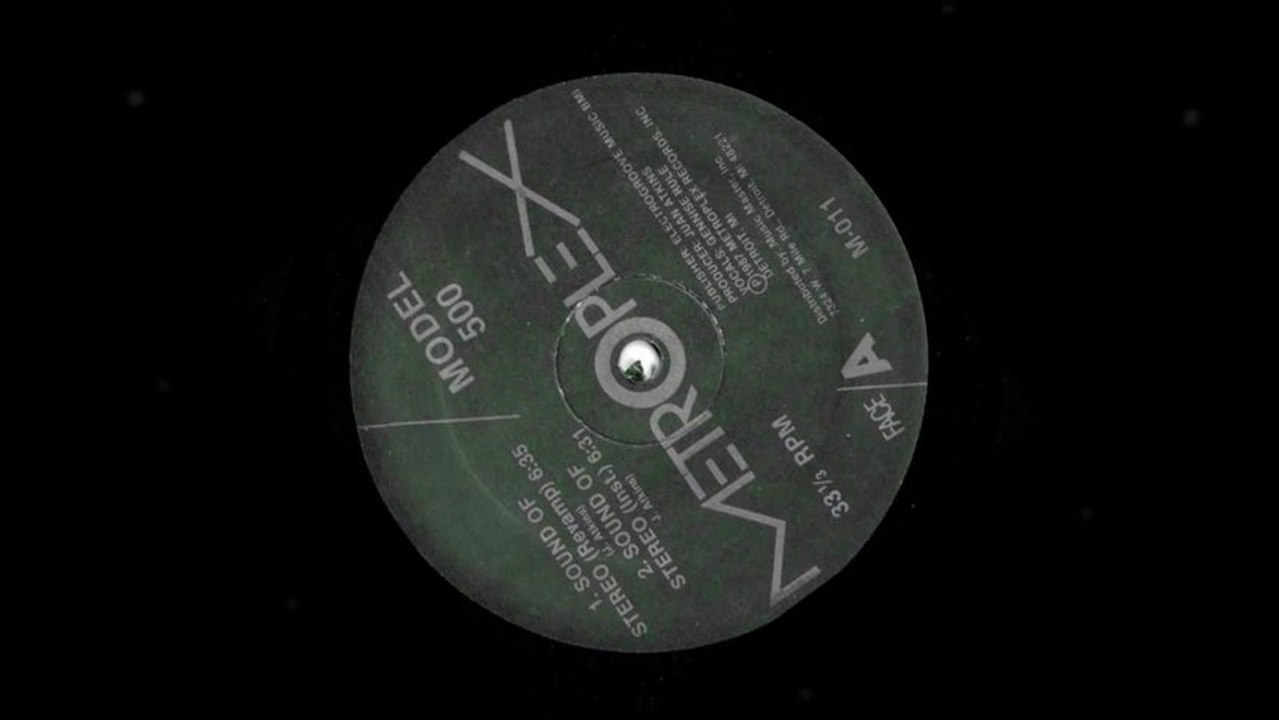 Model 500 - Sound Of Stereo