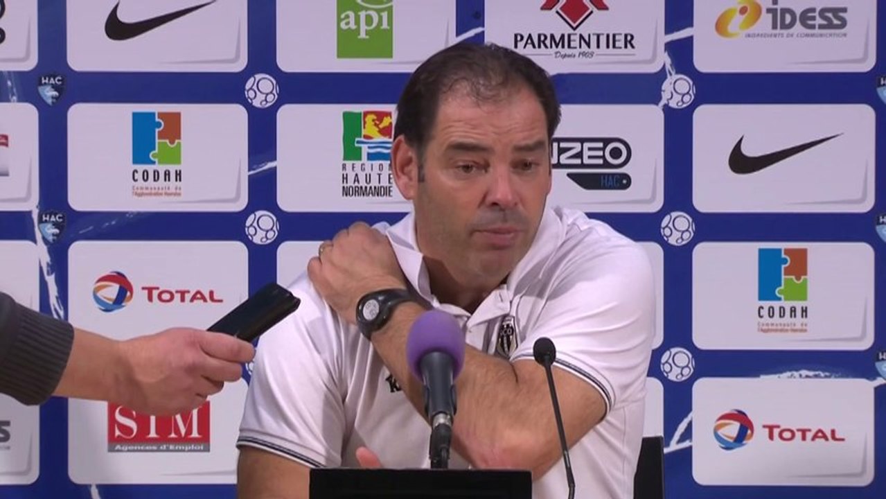 Conférence de presse Havre AC - Angers SCO (1-2) : Erick MOMBAERTS (HAC) - Stéphane MOULIN (SCO) - 2013/2014