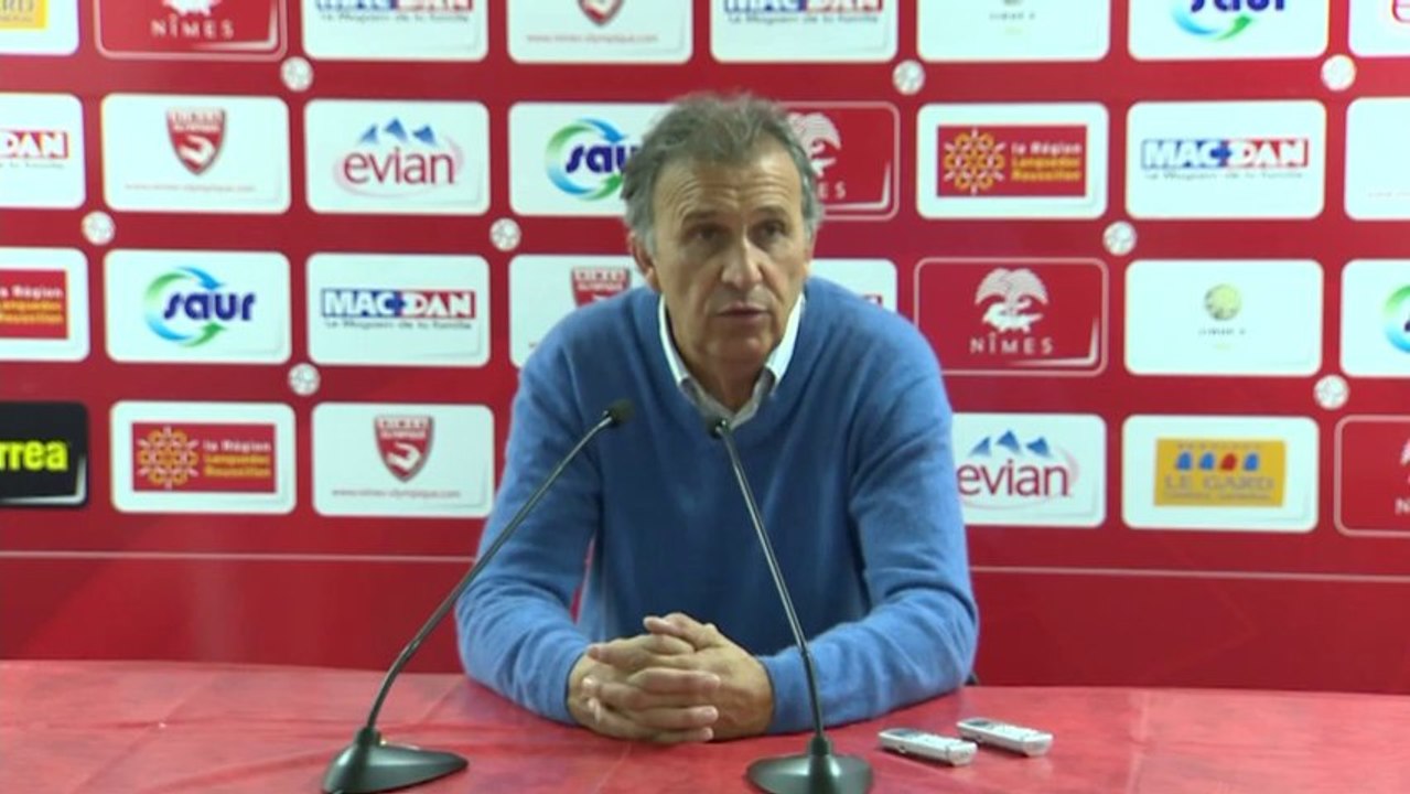 Conférence de presse Nîmes Olympique - CA Bastia (0-1) : Victor ZVUNKA (NIMES) - Stéphane ROSSI (CAB) - 2013/2014