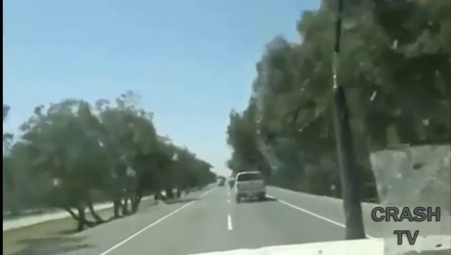 Les 6 plus gros ACCIDENTS de CAMION jamais vu!