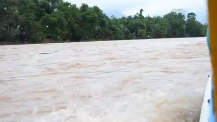 Sur la  Rivière Nam Ou de Nong Khiaw à Muang Ngoi (LAOS)