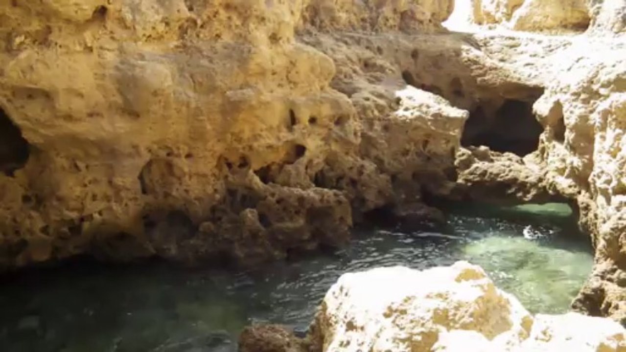CARVAO CLIFFS PORTUGAL