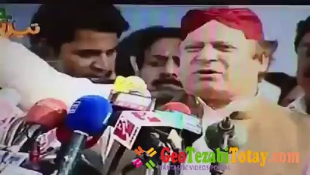 Nawaz Sharif Jalsa Tezabi Totay Very Funny