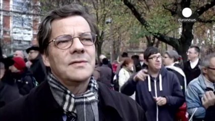 Berlin'de Kristal Gece yürüyüşü