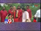 Telugu film industry mourns AVS's death