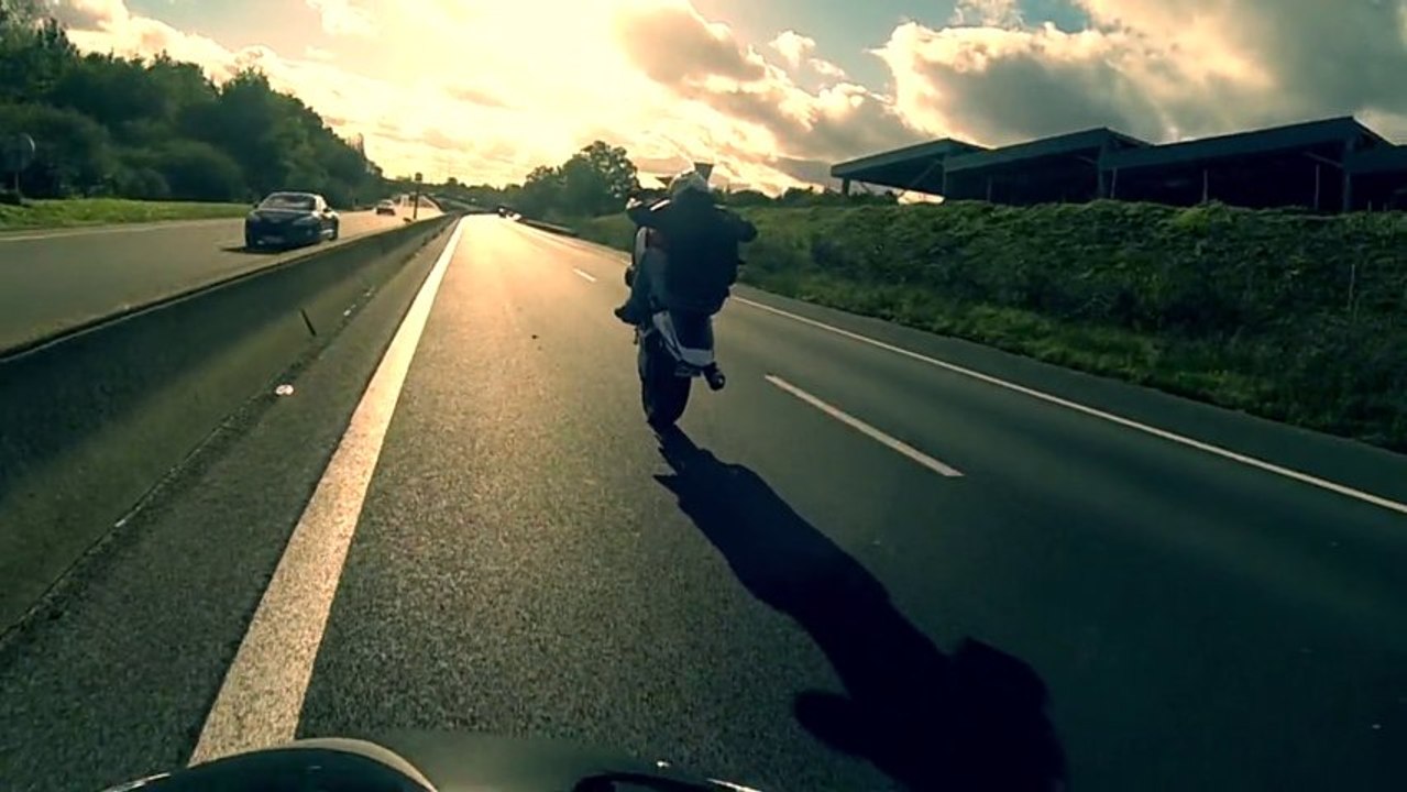 HALLOWHEEN STREETRIDE 2013 - Gexx Videos -