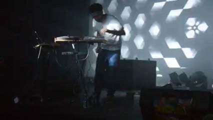 Les IndisciplinéEs. Nuit de fièvre à Lorient