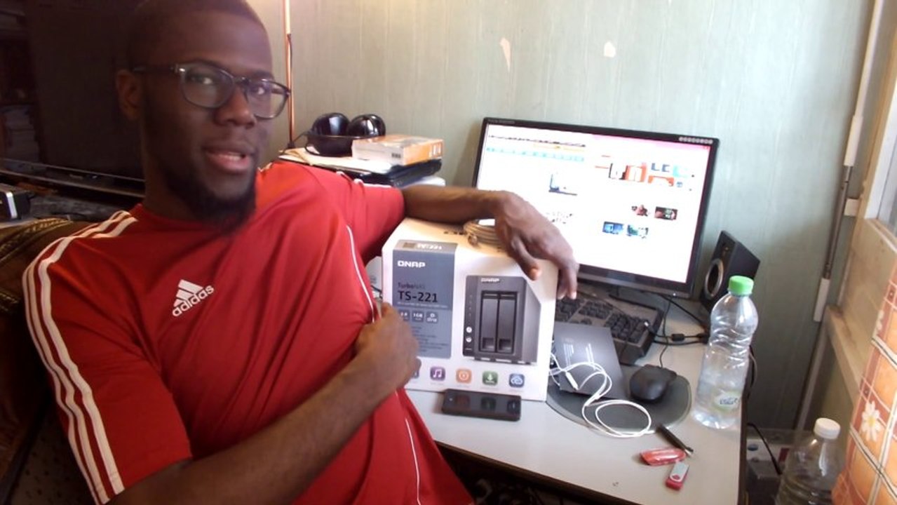 Tests des NAS QNAP TS-221 et scanner Fujitsu ScanSnap SV600 bientôt (Reviews)