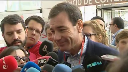 Rubalcaba cierra la Conferencia Política afirmando que "el PSOE ha vuelto"