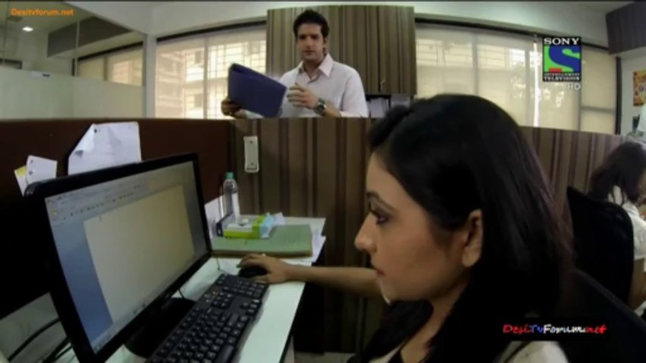 Bhoot Aaya 720p 10th November 2013 Video Watch Online HD pt2